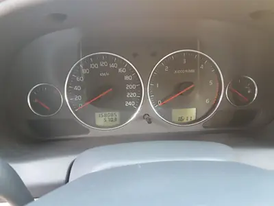 Volvo V40 Sport D — foto 7